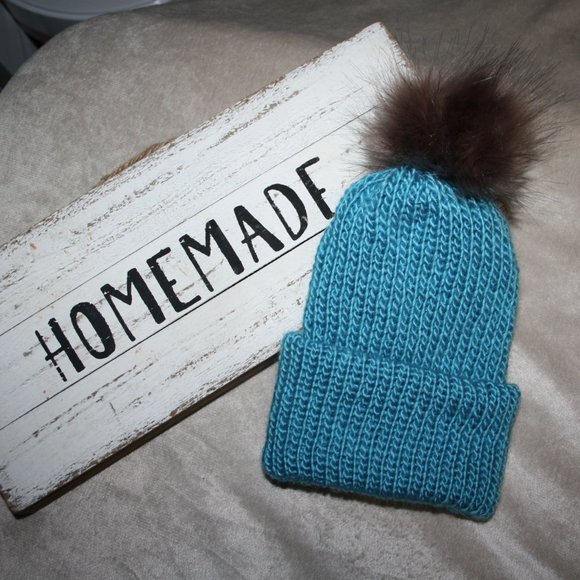 💙 BLUE + BROWN FUR POM BEANIE · 12 MO 💙 - Picture 1 of 3